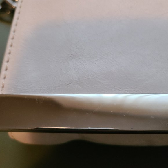 Michael Kors White Genuine Leather Flap Shoulder Bag w Silver Chain & Details - Picture 13 of 13